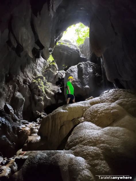 cavinti cave|The inside of the Cavinti Cave Complex .